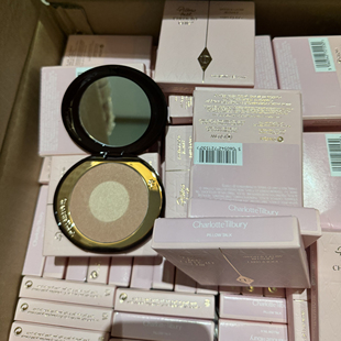 现货CT pillow talk糖心腮红粉饼8g 20年产 介意慎拍