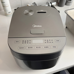 Midea/美的 MB-RE325电饭煲电饭锅3L智能预煮饭不粘锅小型4人正品
