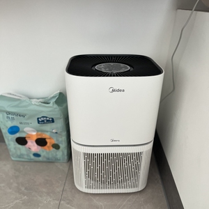 美的空气净化器小型家用桌面办公净化机除甲醛高效除菌KJ200G-Z1