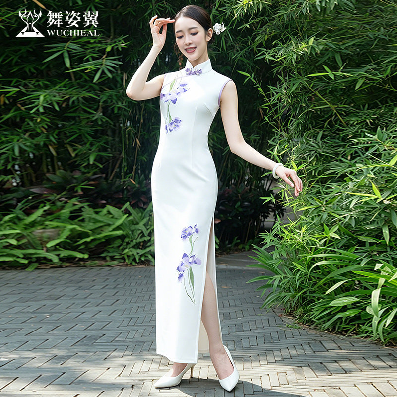 白紫鸢白色绣花两件套带斗篷旗袍旗袍