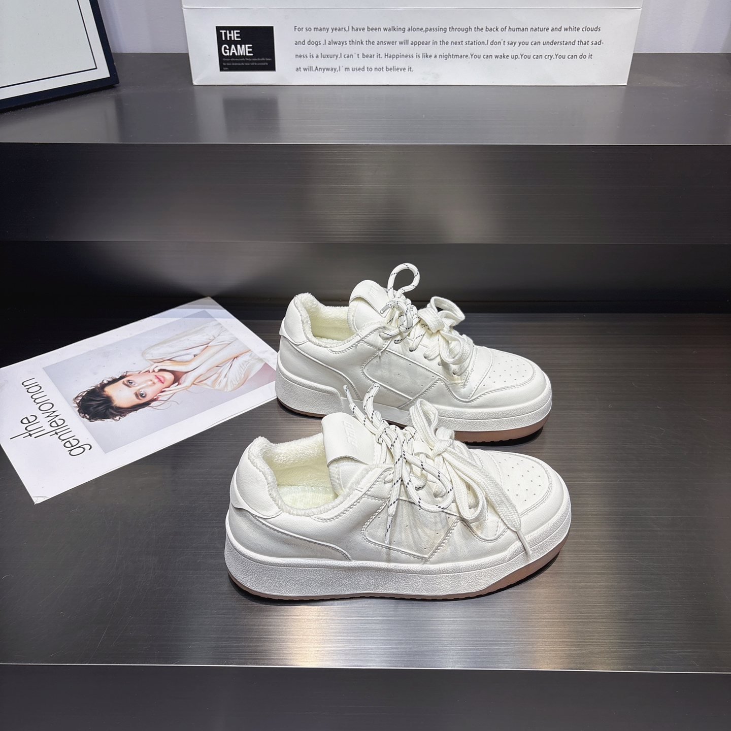 真皮加绒厚底系带休闲小白鞋女