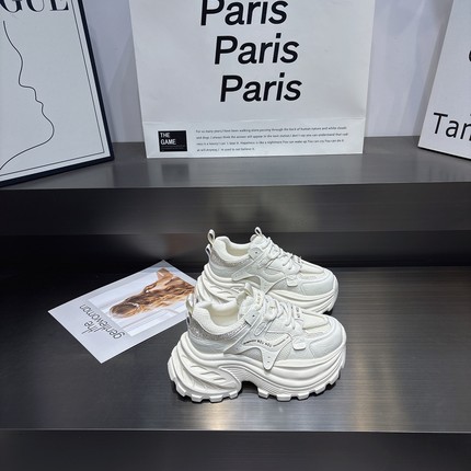 小个子7cm增高厚底老爹鞋女2026春季新款百搭轻便透气休闲运动鞋