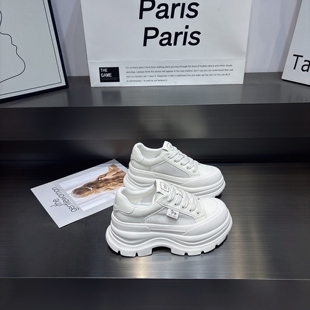 百搭透气轻便软底休闲运动鞋 小个子7cm增高厚底小白鞋 女2026新款