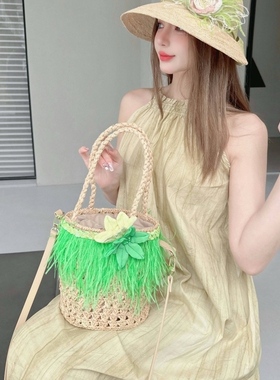 CREAMPP 原创春夏手钩针编织拉菲草斜挎包沙滩度假靓丽羽毛水桶包