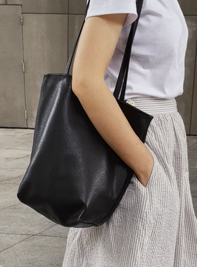 原创软皮植鞣托特包头层牛皮慵懒百搭简约文艺学生风新款单肩包