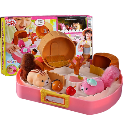 两只智能电动小松鼠能跑会动