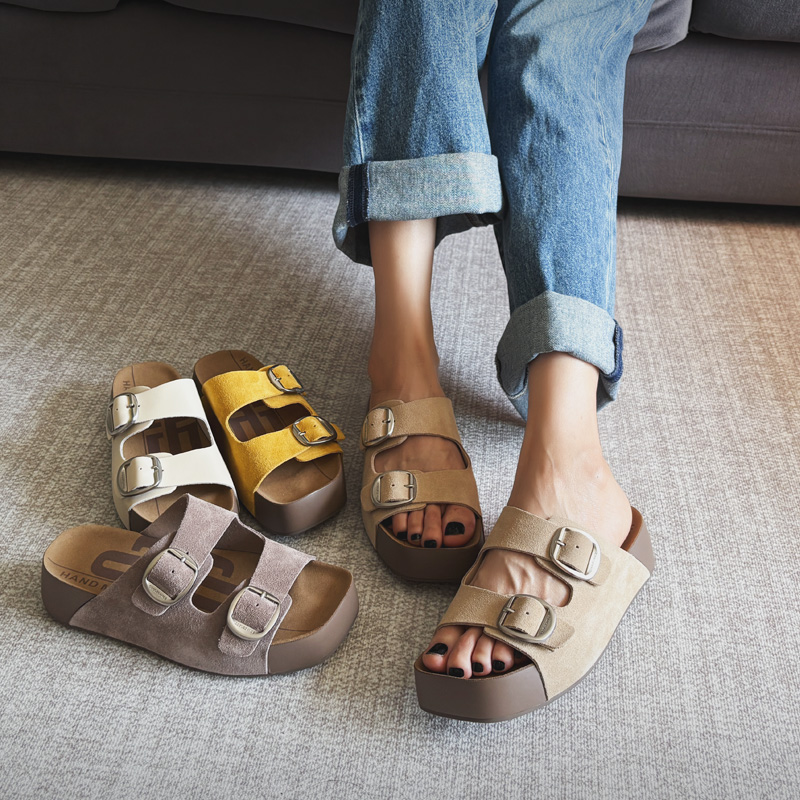 软牛皮软底生巧吐司厚底拖鞋