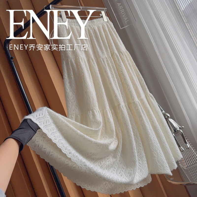 加绒！奶杏色冬季蕾丝半身裙