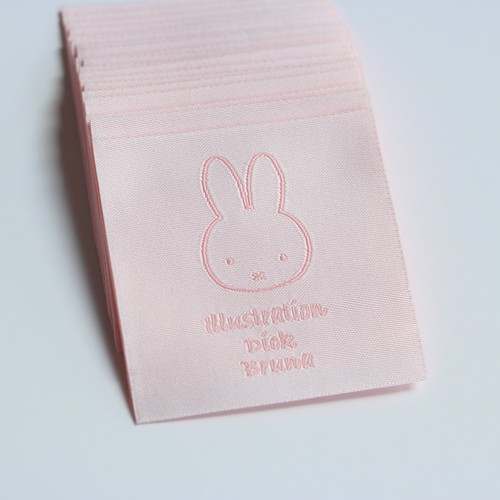 可爱卡通米fei兔织唛布标服装辅料领标设计定制织标源头工厂现货