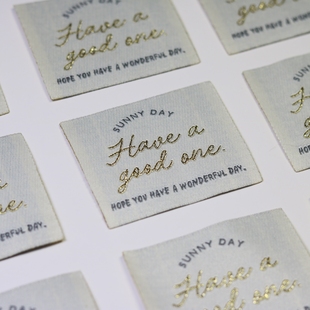 ins风金丝布标商标极简风格 辅料工厂现货 高端领标设计织唛服装