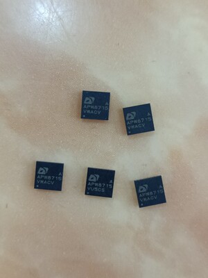 全新原装 APW8715AQBI-TRG APW8715 封装QFN 芯片 APW8715A 正品