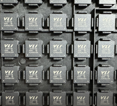 全新原装 VL805-Q6 贴片 VL805 封装 QFN-68 四端口控制器芯片