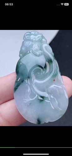 57.7-3m.2-5.2m,水润  飘花如意吊坠，天然翡翠A货hdq662325