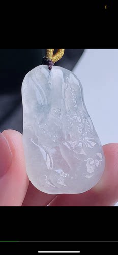 38.4-24.6-6.1mm,水润   冰透观音 天然翡翠A货，yus6929-102