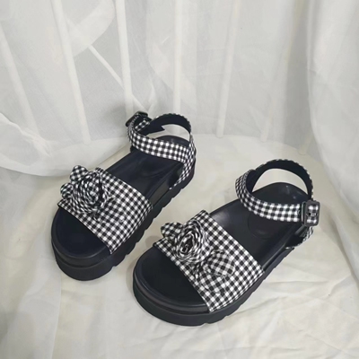 日系格纹时尚百搭休闲沙滩凉鞋女