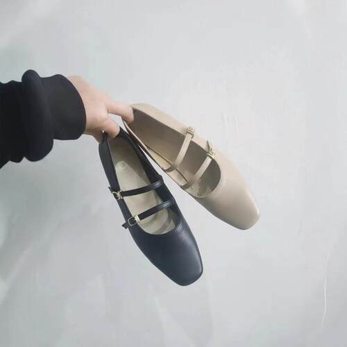 NC法式复古一字带日系玛丽珍女