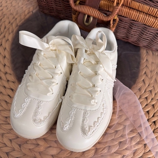 运动鞋 百搭小白鞋 女白色系带休闲板鞋 日系精致复古德训鞋