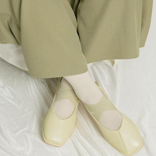日系百搭浅口软底玛丽珍女鞋