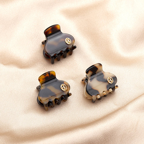 一琴小号抓夹醋酸发抓