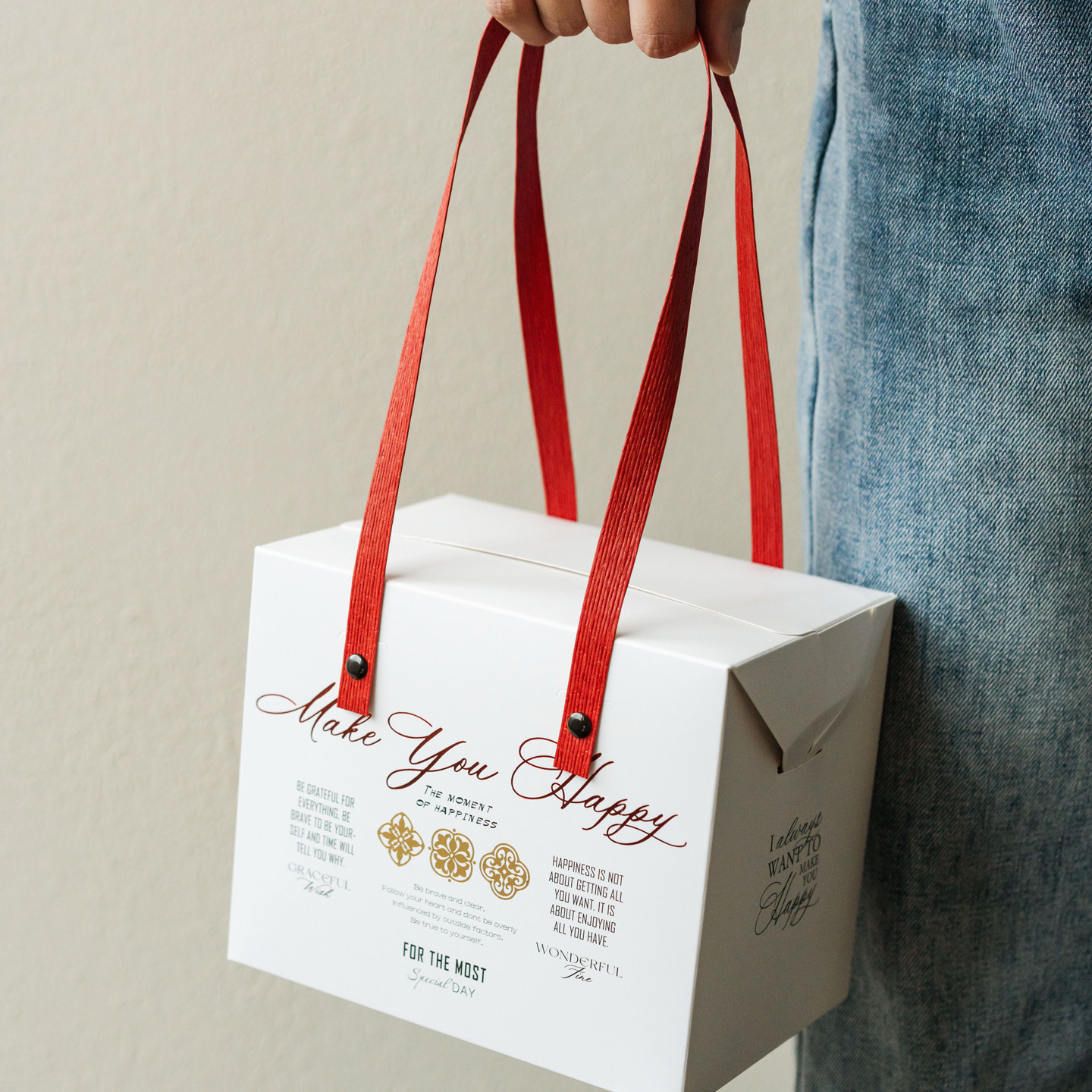 2026新款新年包装盒手提曲奇饼干盒500克糖果盒烘焙伴手礼空盒子