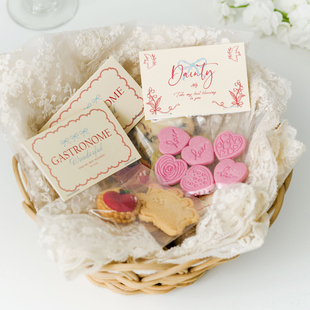 新款烘焙透明饼干包装袋子520情人节七夕节装饰卡头卡片定制logo