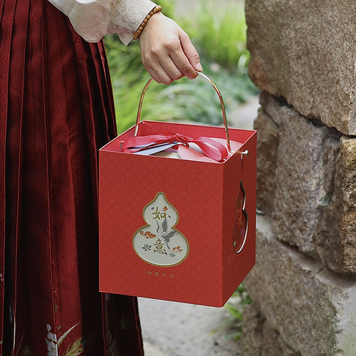 创意马年2026新款新年礼盒饼干包装盒糖果烘焙手提盒子年货礼盒