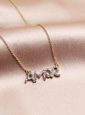 日韩风格镶水钻字母锁骨链