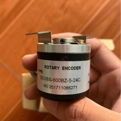 议价现 货全KXD新DEEGS编码器D83S-600BGZ-5-24C原装请询价