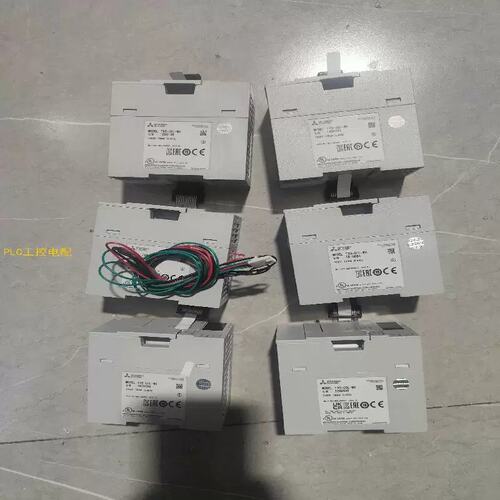 议价询价FX5-CCL-MS，成色漂亮，功能正常，盖板齐全，电源线都