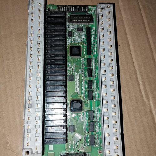 议价FX3GA-60MR-10，中板一张，正品货看图，功能正