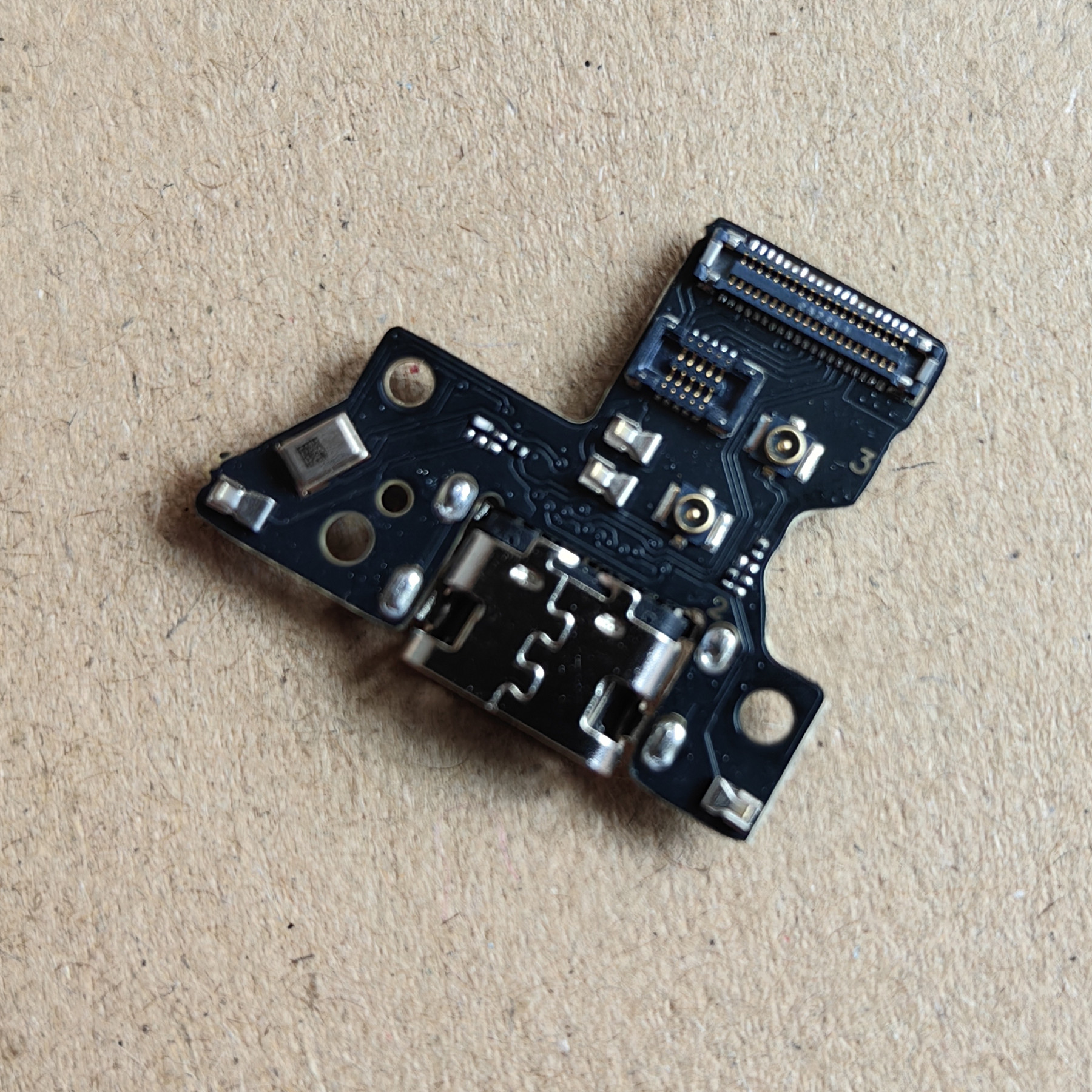 远航40pro+充电尾插接口