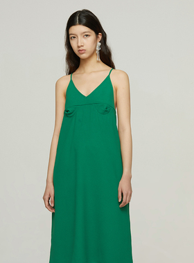 GNAY副线春夏新款日本进口垂感面料立体胸部剪裁绿色吊带连衣裙