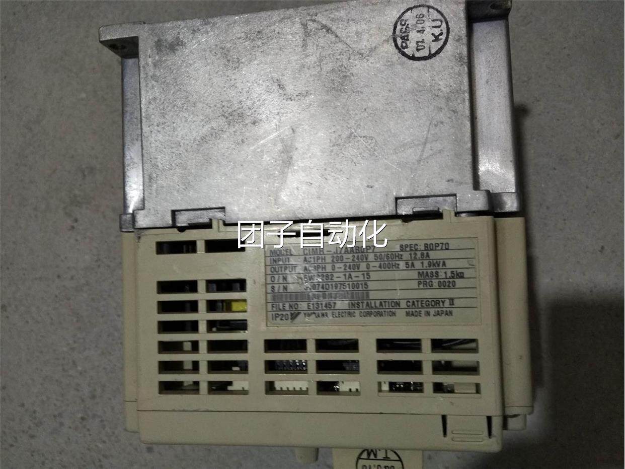 A原装拆机安川变频器 CIMR-J7AAB0P7 功能完好 实物图询价