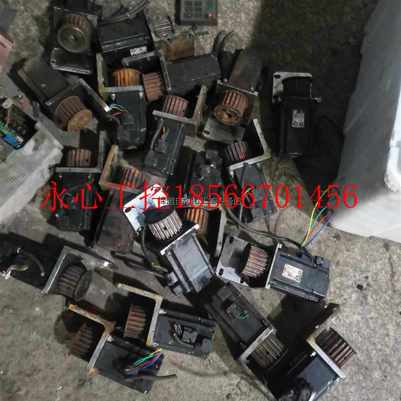 议价安川SGWJV-04AAA61电机功能正常成色如图需要的联系￥