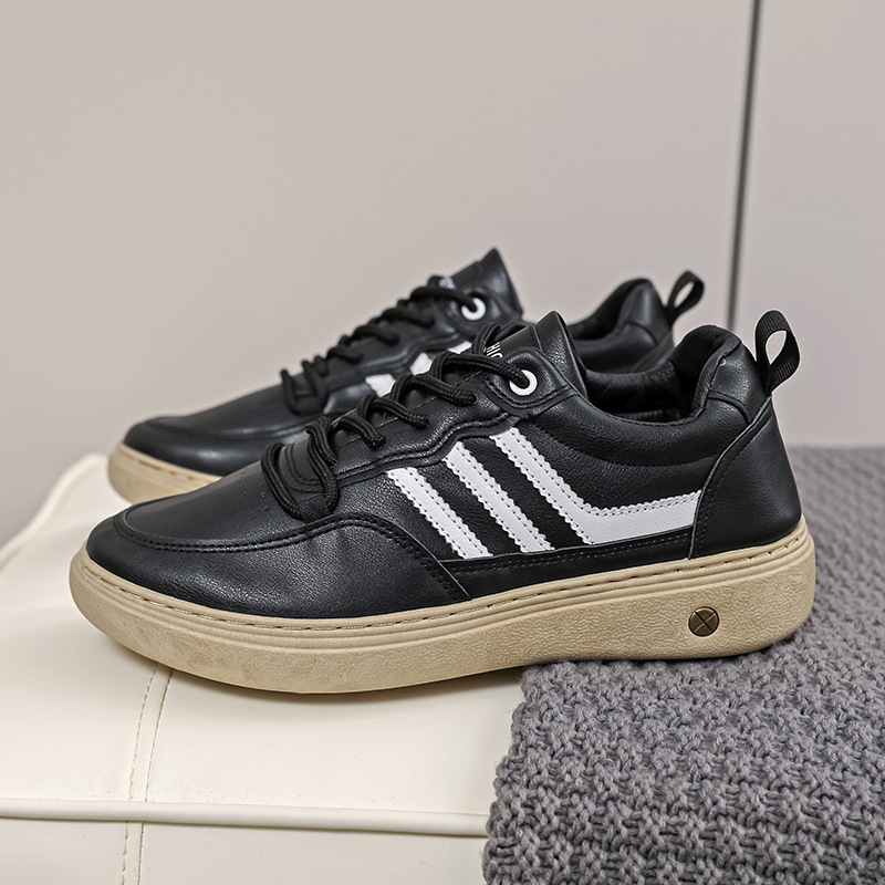 新款大码男鞋秋季休闲板鞋