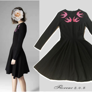 欧美春秋甜美套头圆领长袖燕子刺绣纯黑色花骨朵大摆礼服连衣裙