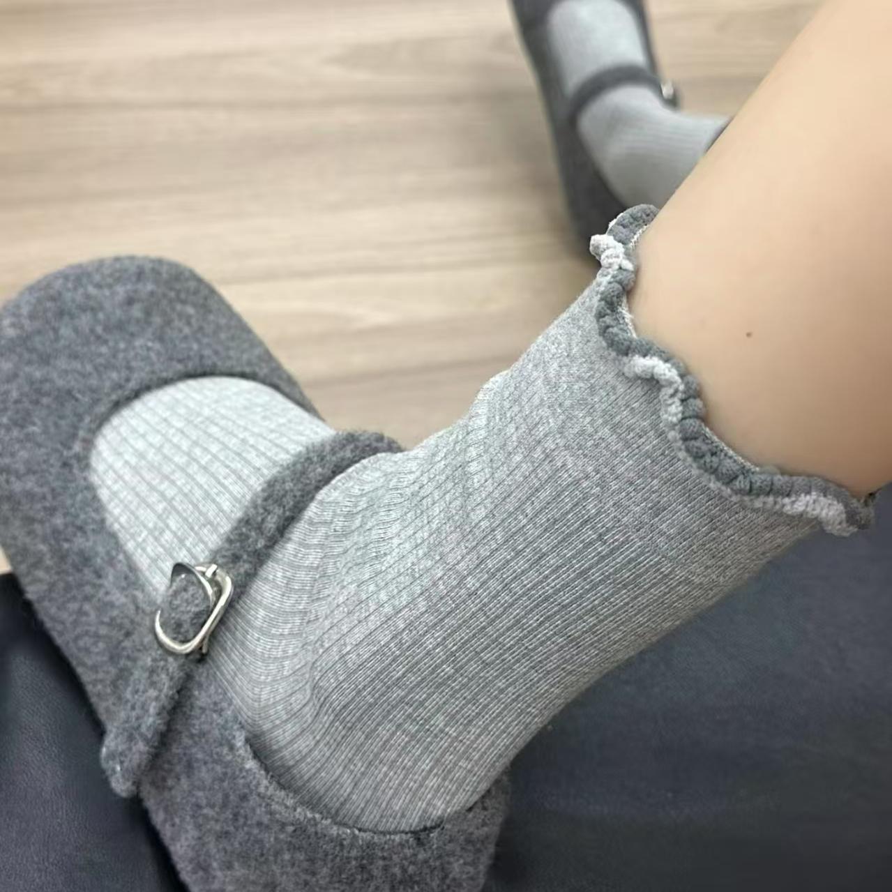 灰色花边袜子女2025新款爆款