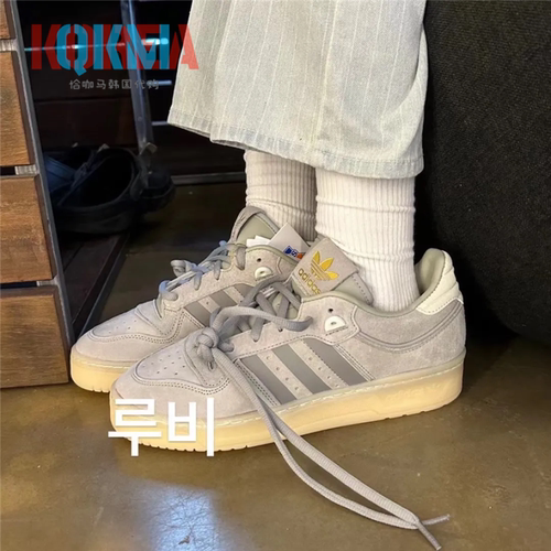 Adidas男女复古休闲运动板鞋