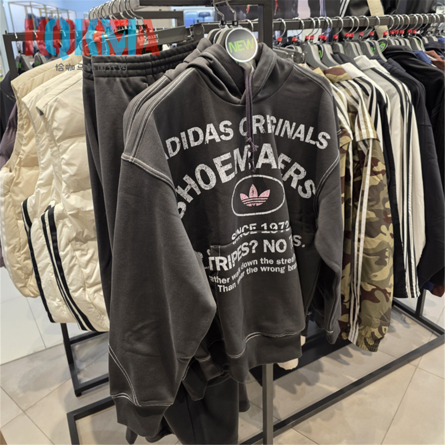 阿迪达斯Adidas三叶草男女美式复古印花休闲运动连帽衫卫衣KG6444