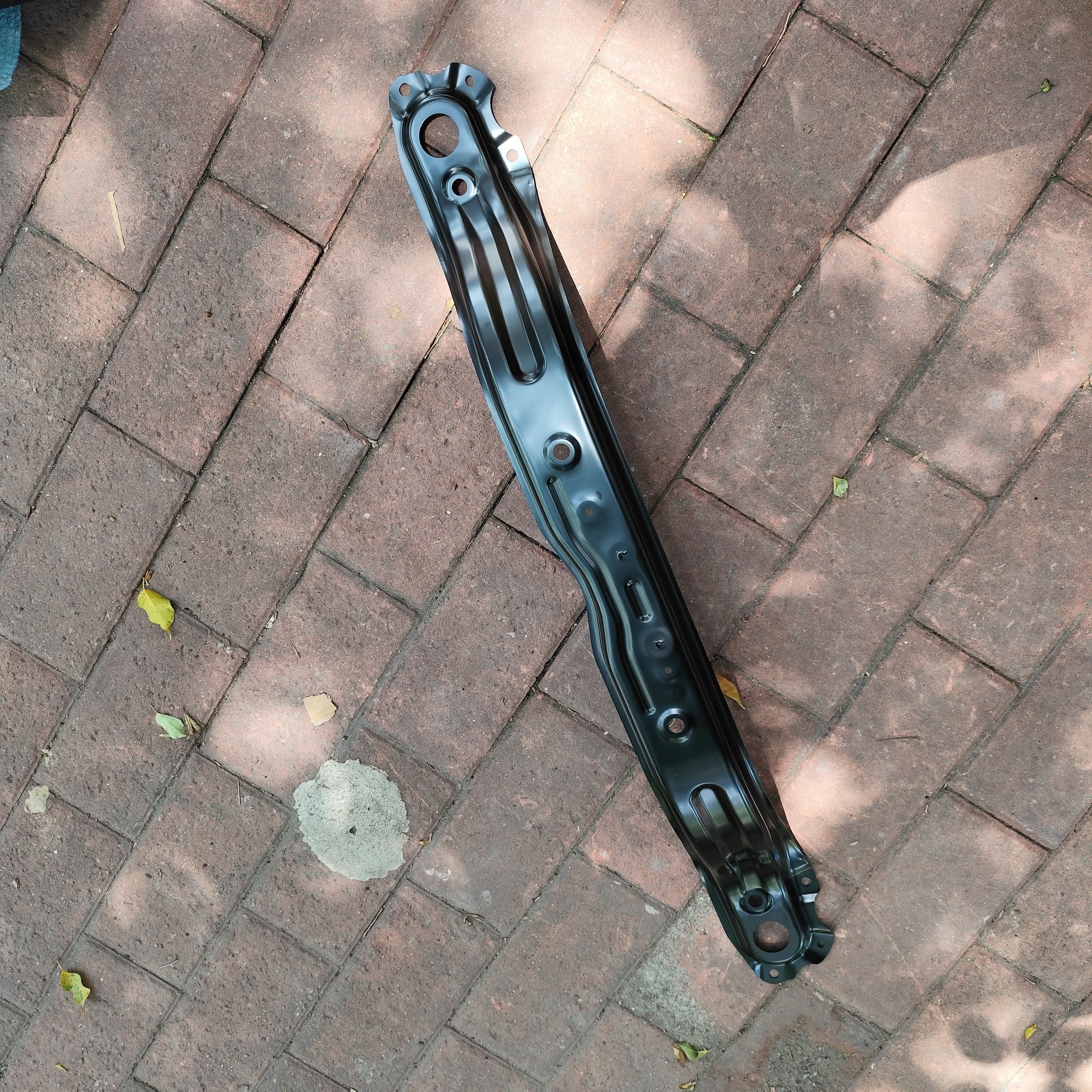 埃安Y/Y plus/合创Z03后保险杠防撞梁后杠骨架铁支架