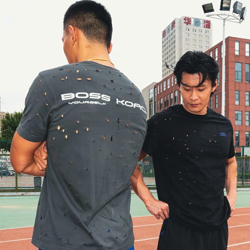 BOSSKOACH破洞短袖T恤