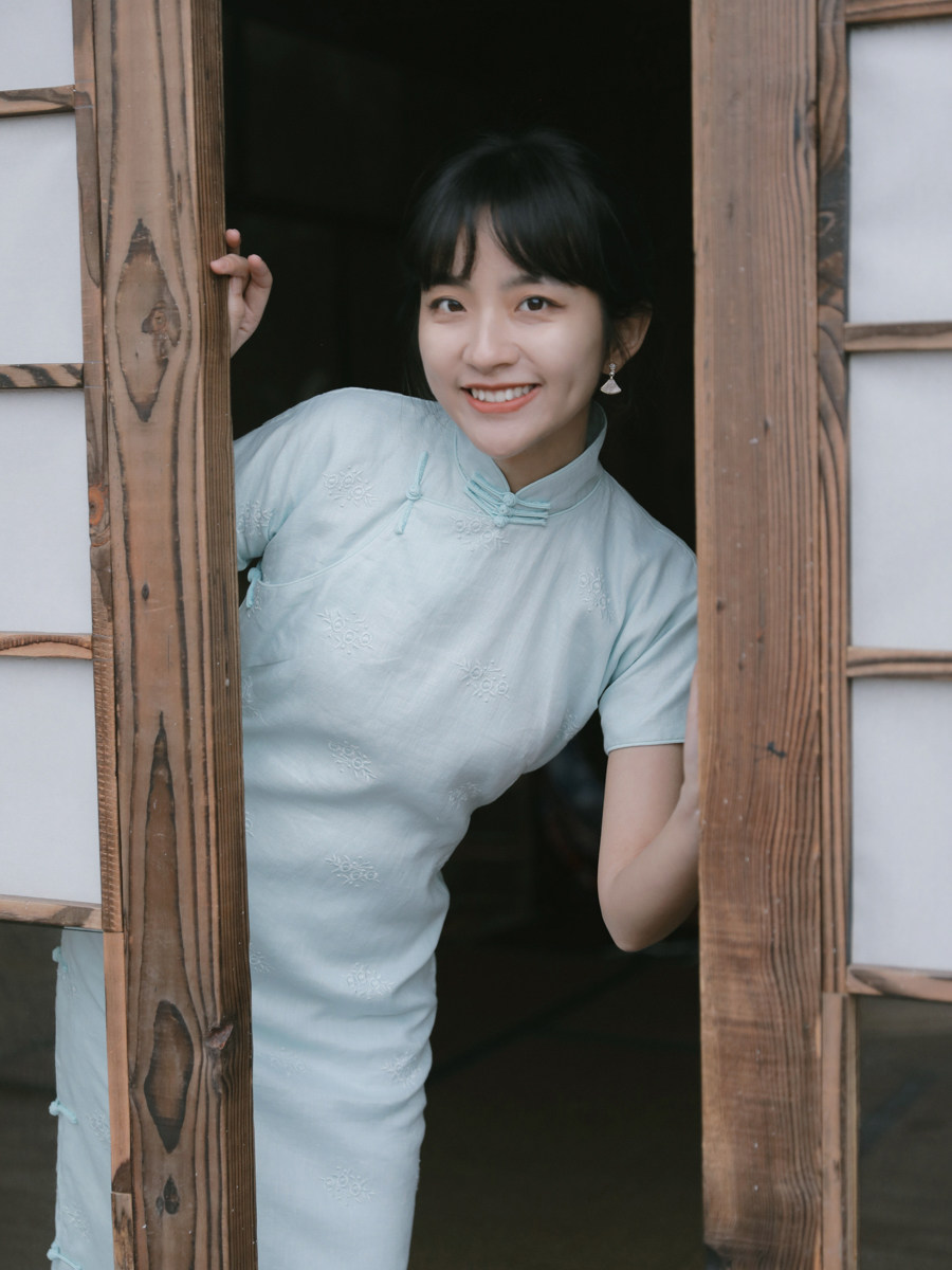 모모 봄 가을 반팔 풀 가디건 롱 레트로 데일리 자수 린넨 올드 치파오 샤웨이