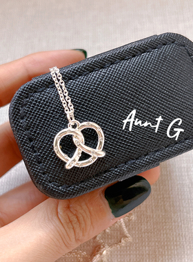 【清不退换】碱水结面包吊坠项链配饰女小众设计高级感轻奢锁骨链