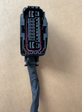 自动刹车系统控制器系X1X2X3X4X5X6X7ABS泵插头