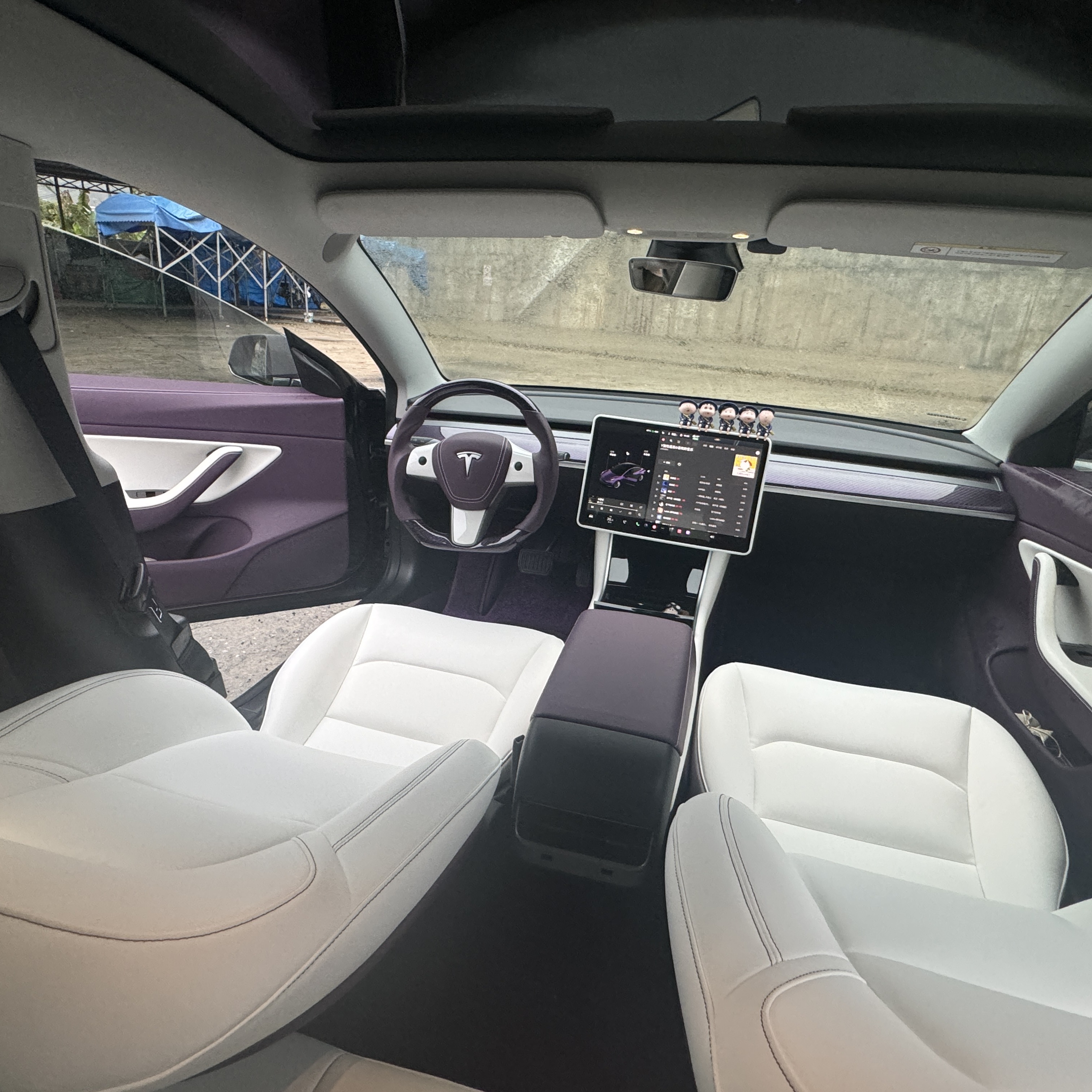 特斯拉毛豆3内饰改装翻新