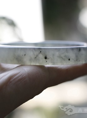 青禾淑坊天然岫玉手镯辛苦最怜