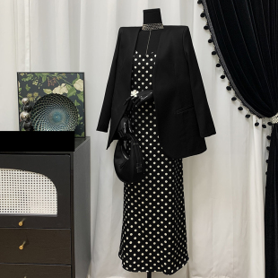 西服外套 修身 新款 两件套女复古波点印花吊带连衣裙加黑色轻奢时尚