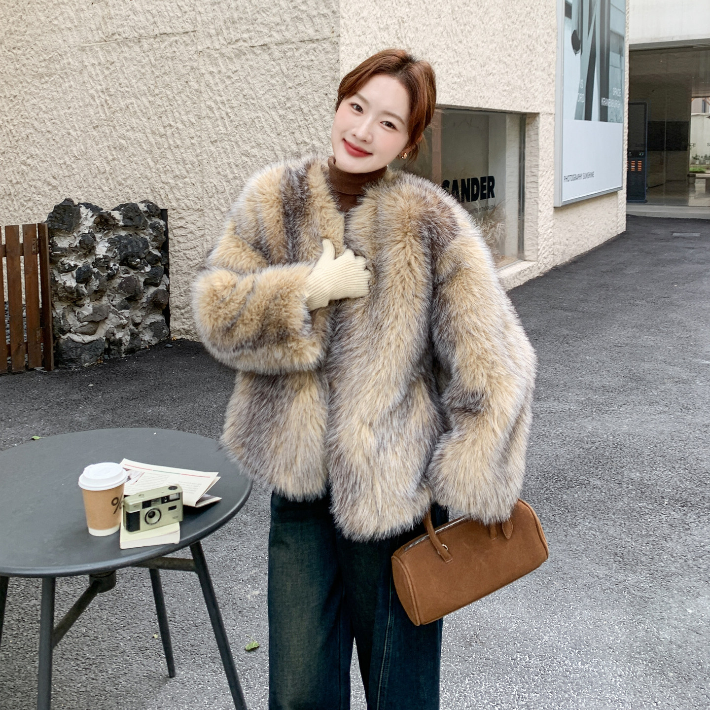 【新款】气质重工挑染环保皮草短外套2579-P255-K388,女装派克服,柏妮丝绮