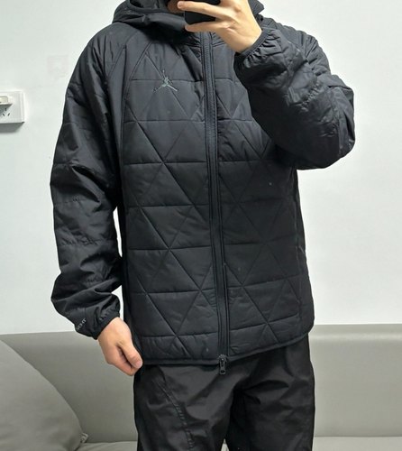 耐克正品JORDAN新款男子保暖防风连帽休闲夹克棉服FD2638-010
