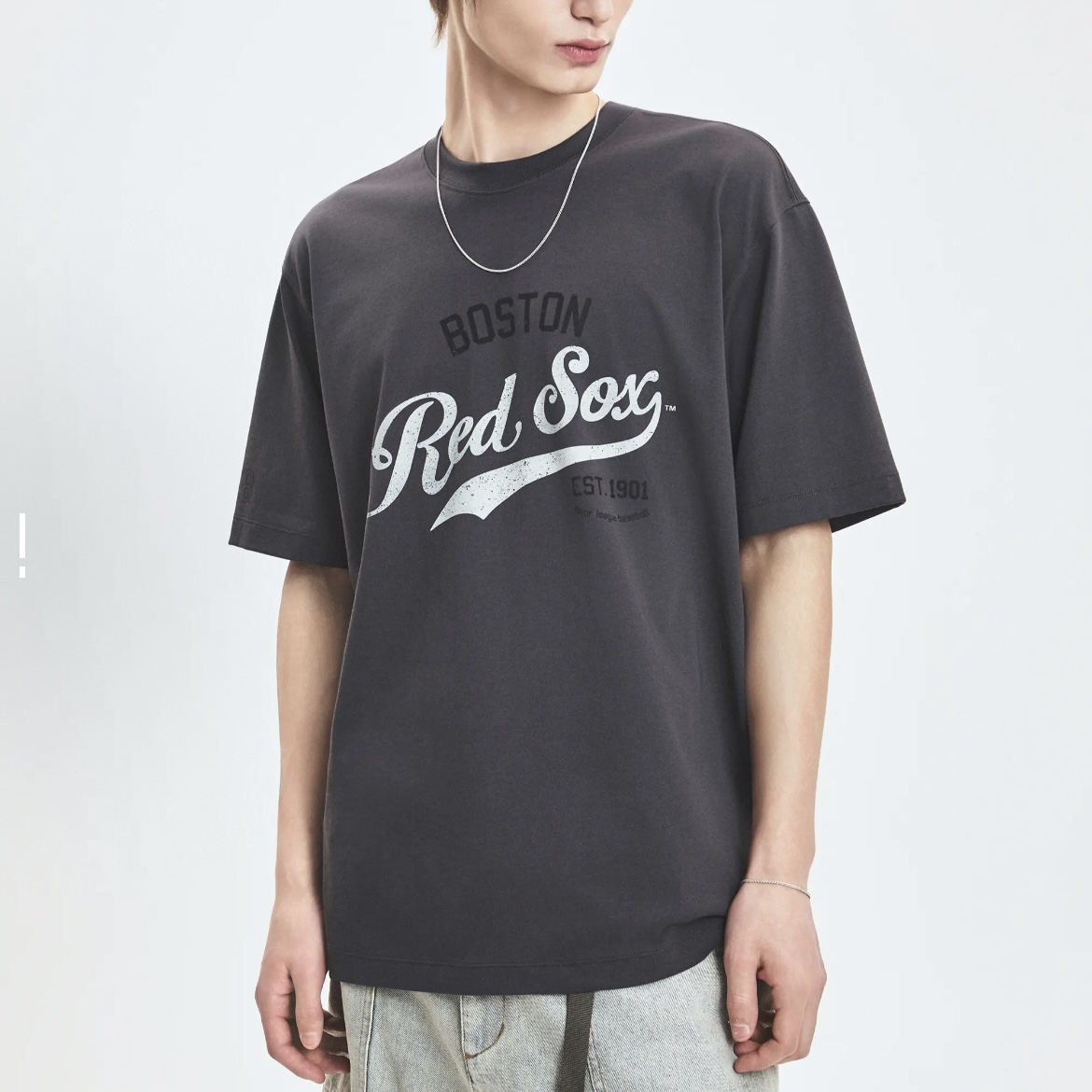 MLB 24新款男女情侣时尚休闲印花短袖T恤3ATSV0553-43CGS